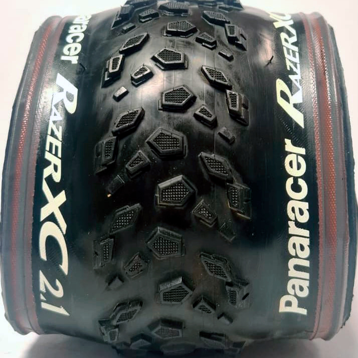 CUBIERTA PANARACER 26X2.10 RAZERXC